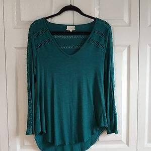 Deletta Anthro hi low lace shirt size small